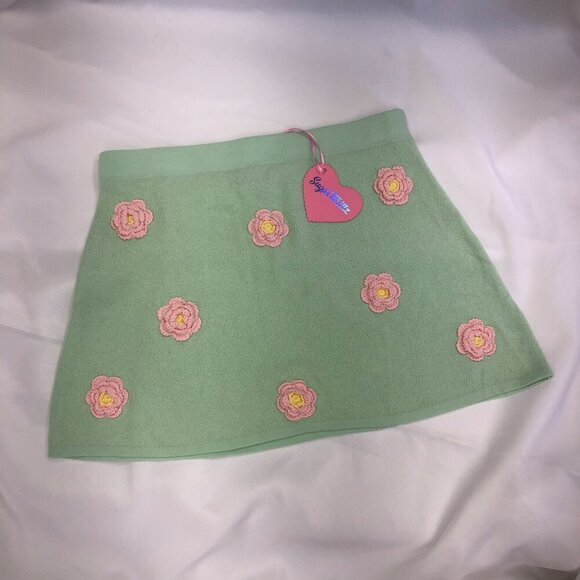 Sugar Thrillz Mini Skirt-DollsKill-Mint Green with Embroidered flowers-size S - Picture 2 of 8